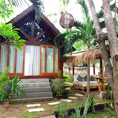 Bintang Tiga Bungalows Gili Air Eksteriør billede