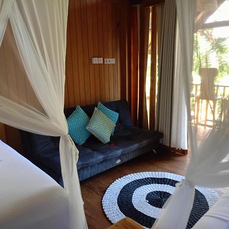 Bintang Tiga Bungalows Gili Air Eksteriør billede