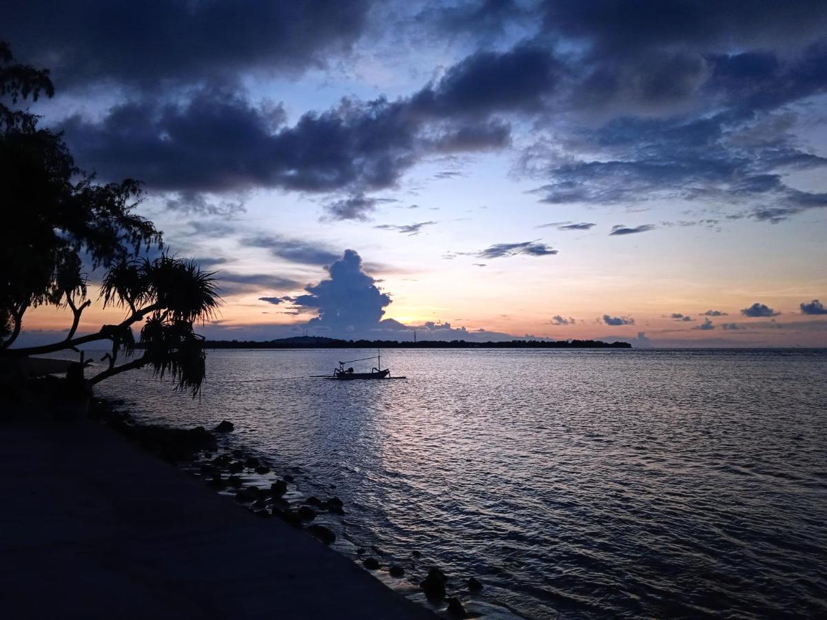 Bintang Tiga Bungalows Gili Air Eksteriør billede