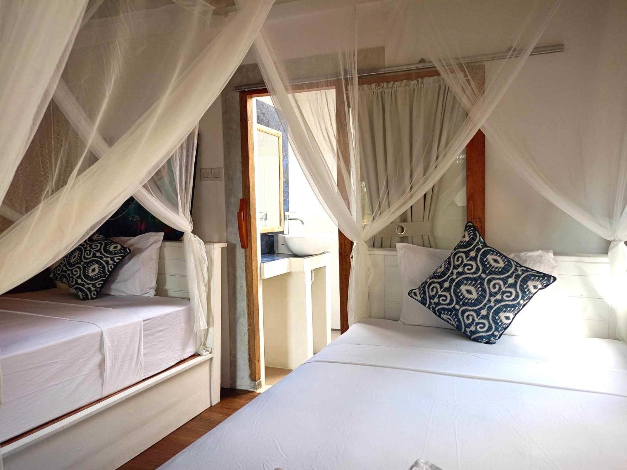 Bintang Tiga Bungalows Gili Air Eksteriør billede