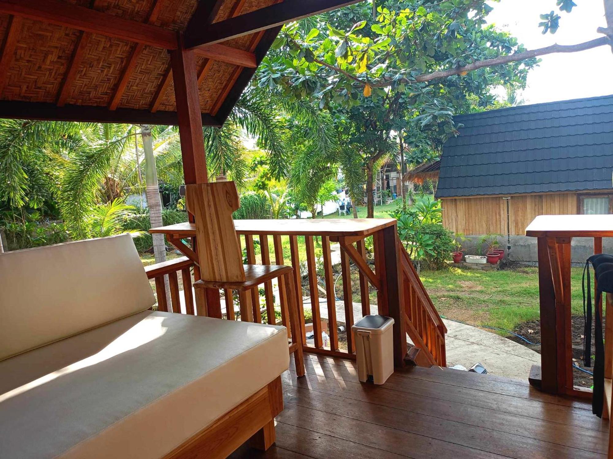 Bintang Tiga Bungalows Gili Air Eksteriør billede