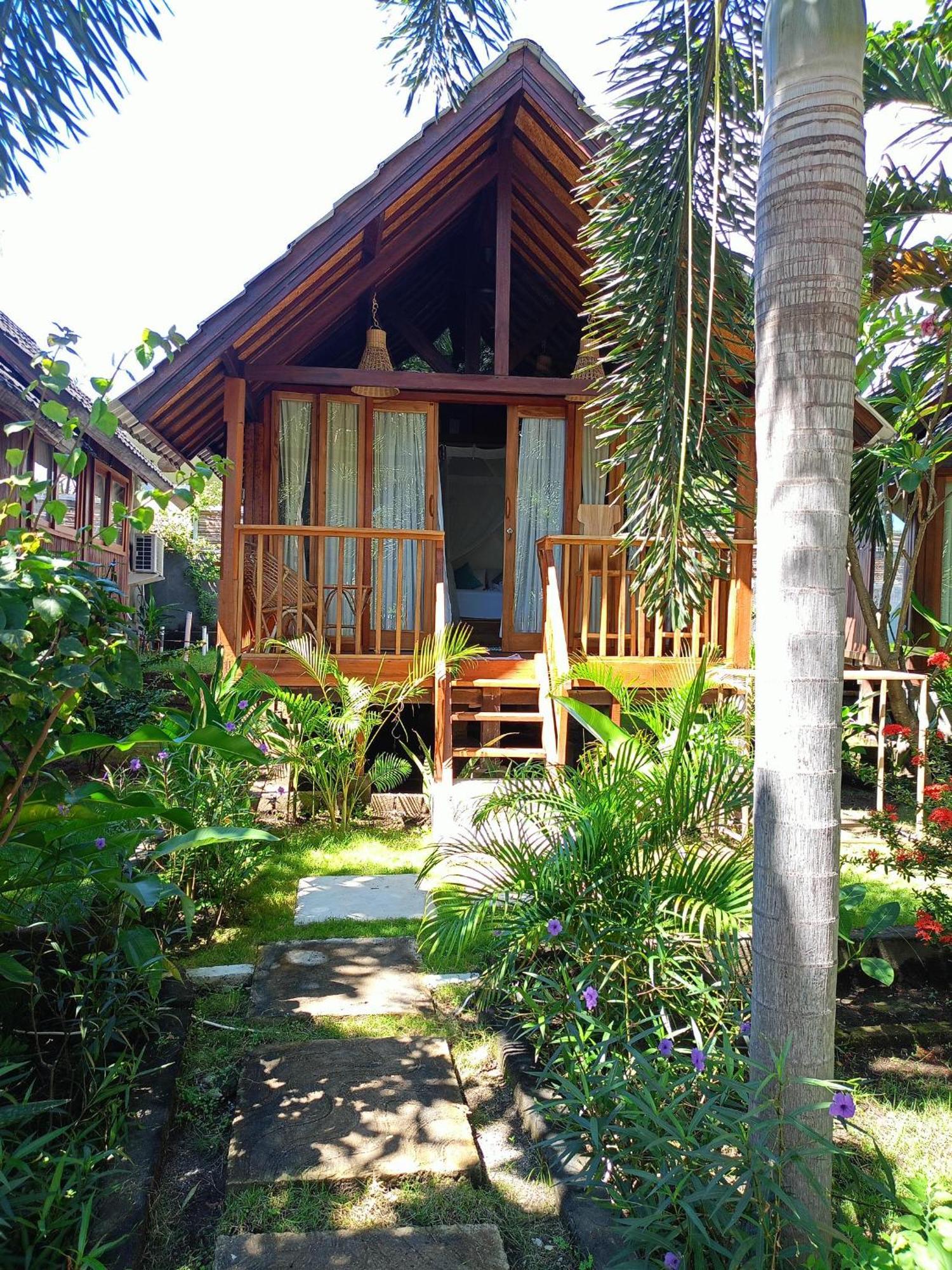 Bintang Tiga Bungalows Gili Air Eksteriør billede